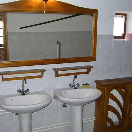 萨托温的哈兹酒店