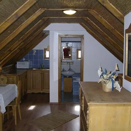 萨托温的哈兹酒店 3* 蒂豪尼