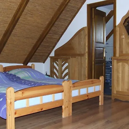 萨托温的哈兹酒店