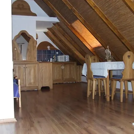 Csato Vendeghaz בית הארחה