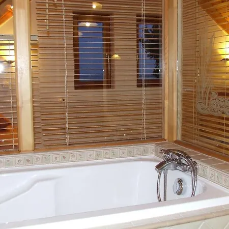 萨托温的哈兹酒店 招待所 蒂豪尼