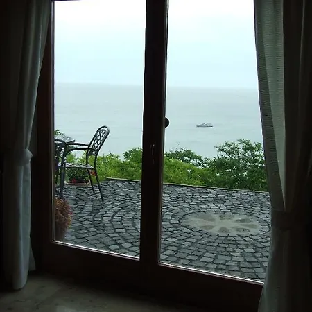 萨托温的哈兹酒店 蒂豪尼