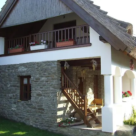 萨托温的哈兹酒店 蒂豪尼