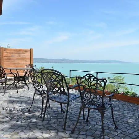 Csato Vendeghaz Guest house Tihany